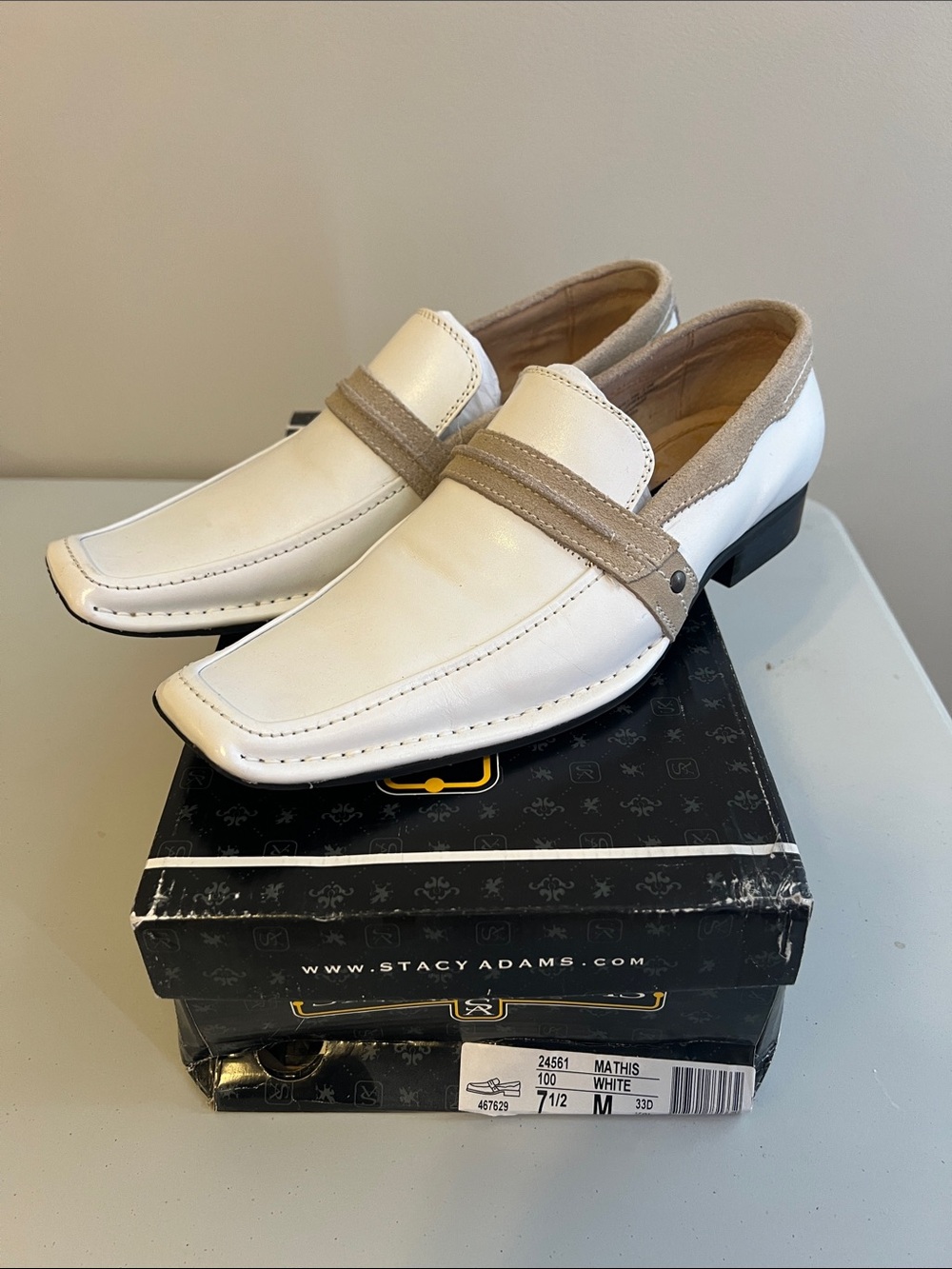 Stacy Adams White Leather Slip-On Loafers with Tan Accents